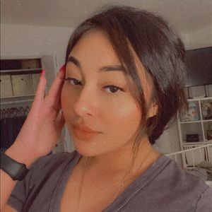 Meet your Posher, Victoria